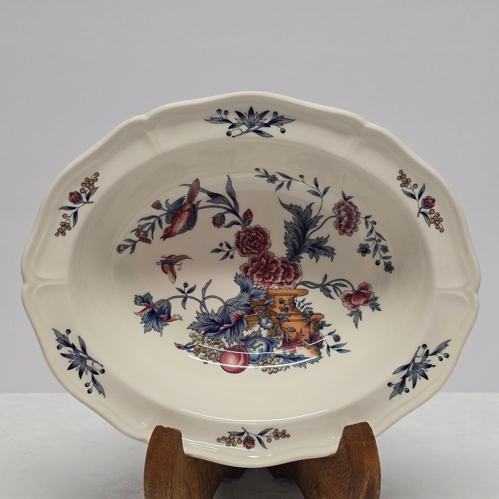 Wedgwood Williamsburg Potpourri Floral Oval Vegetable Serving Bowl NK510